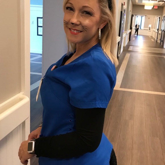 Hello Beautiful! 🦋 - Picture 3 of 5